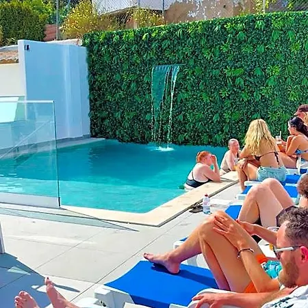 Hostel Sun Lovers Albufeira